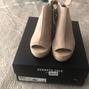 Kenneth Cole espadrilles